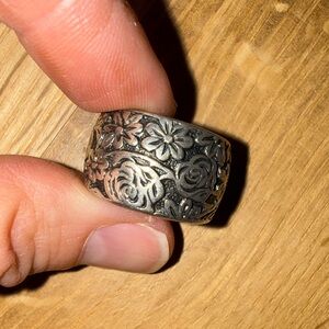Vintage Silpada R1583 Floral Engraved Wide Silver Band Ring size 7